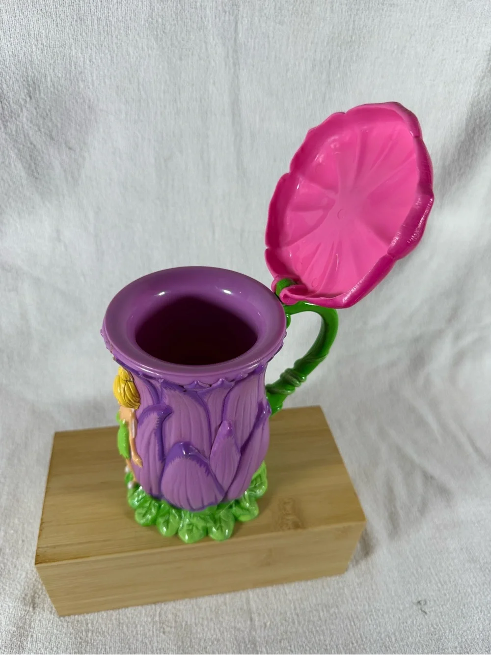 Disney On Ice Tinkerbell Plastic Flower Mug Cup with Flip Lid